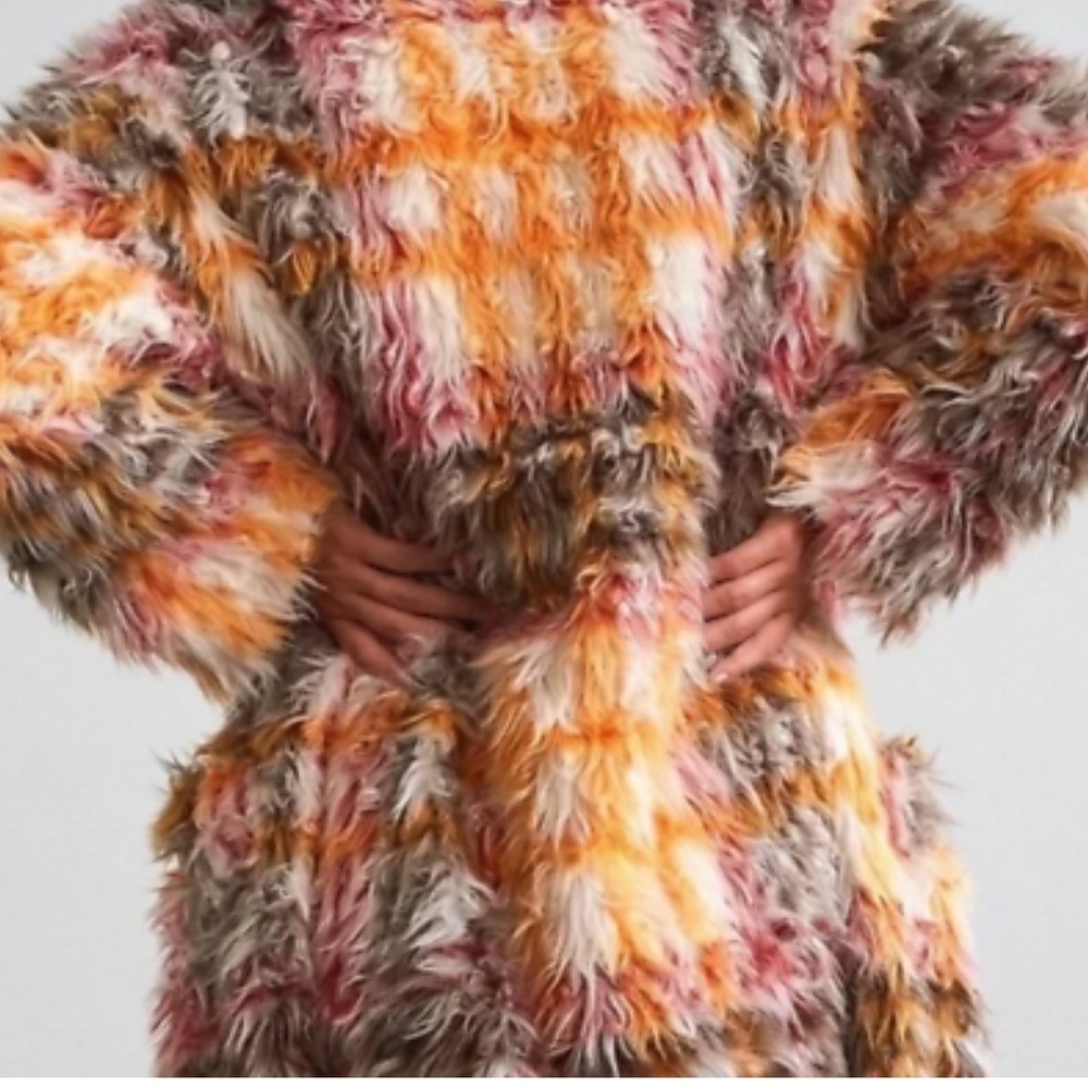 Free People Faux Fur Coat ❄️ - Picture 5 of 6